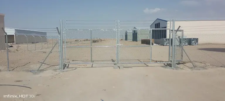 تنفيذ أحواض زراعة للفنادق والمنتجعات
