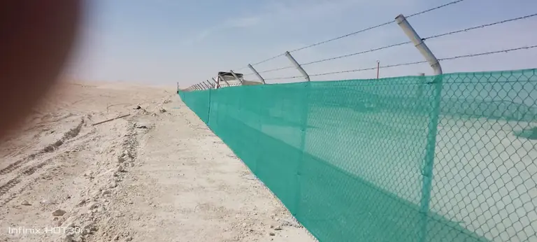 تنفيذ ممرات وبلاط خارجي للمشاريع التجارية